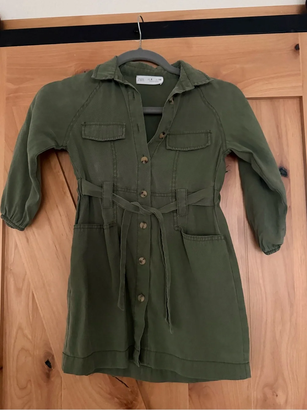 Zara Little Girls Button front, tie waist, sleeved dress, olive army green, 6